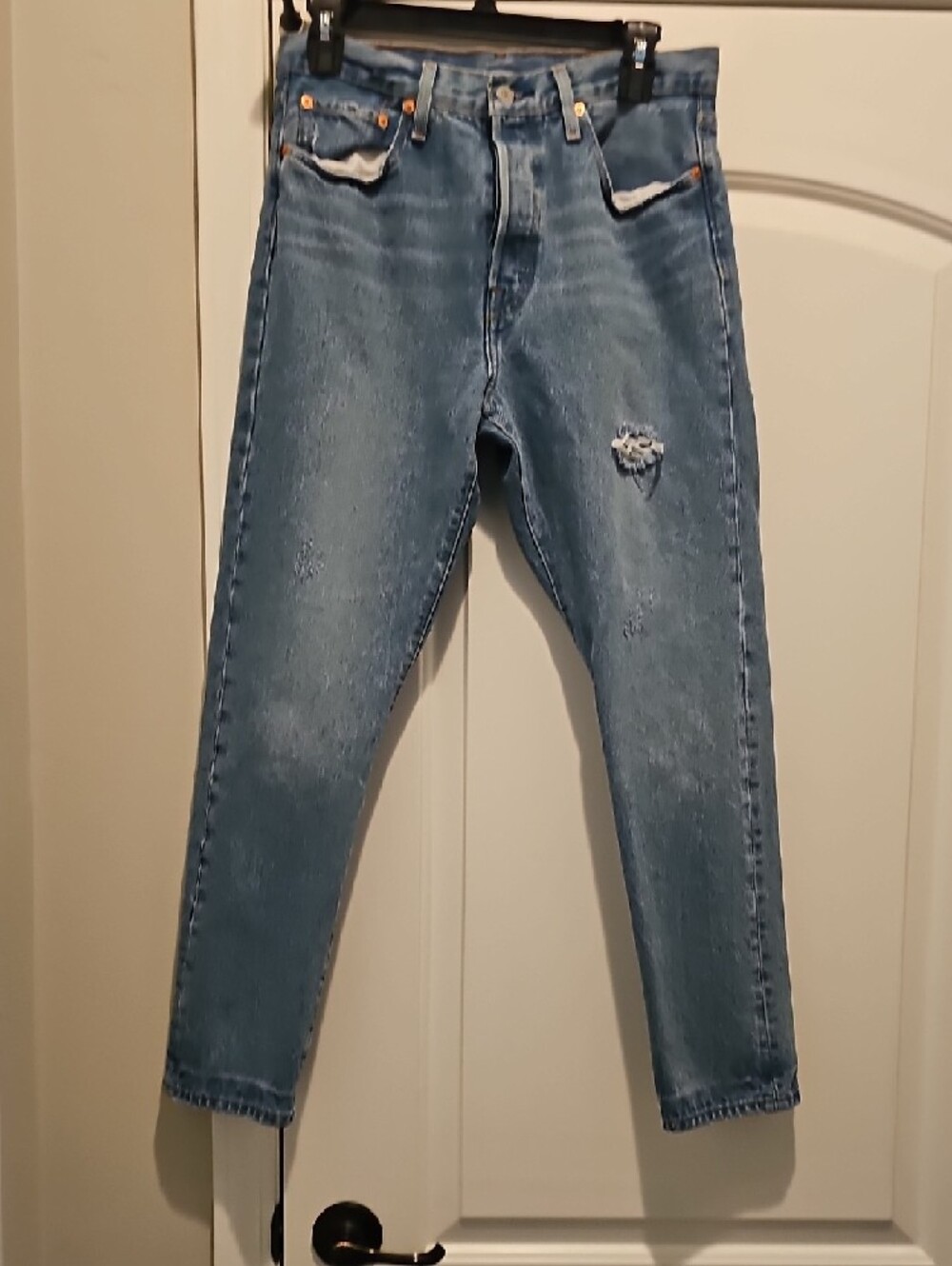 Levi's Women's Blue Skinny Jeans - Classic Back Pocket Detail - Picture 4 of 6